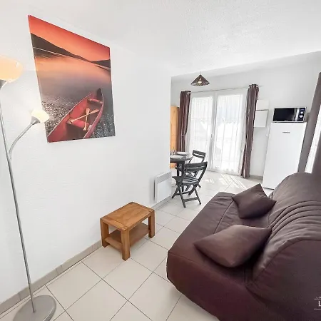 Duplex Lumineux Avec Terrasse Pres Des Plages בית נופש
