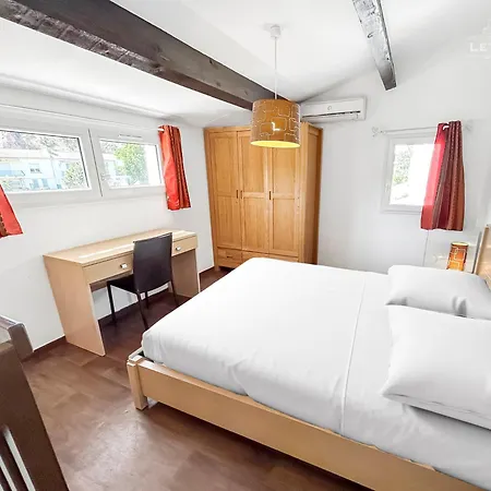 Duplex Lumineux Avec Terrasse Pres Des Plages Hébergement de vacances