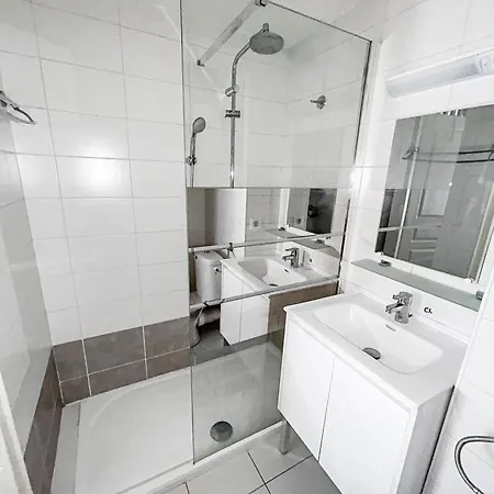 בית נופש Duplex Lumineux Avec Terrasse Pres Des Plages *
